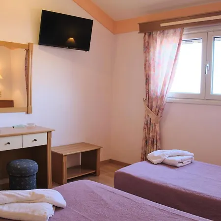 Ξενοδοχείο 3 Brothers Hotel Sidari 2*