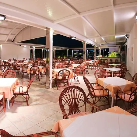 3 Brothers Hotel Sidari Szidári