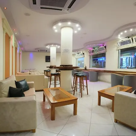 3 Brothers Hotel Sidari 2* シダリオン