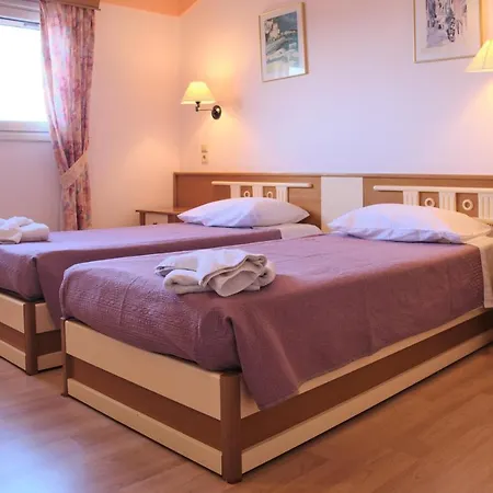 ホテル 3 Brothers Hotel Sidari シダリオン