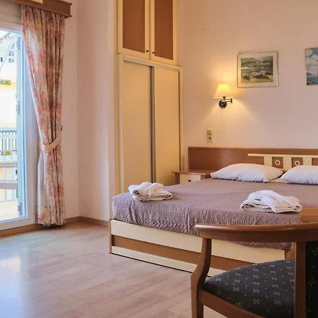 ホテル 3 Brothers Hotel Sidari
