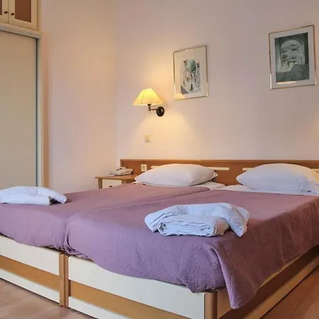 3 Brothers Hotel Sidari 2* シダリオン