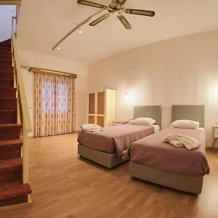 ホテル 3 Brothers Hotel Sidari シダリオン