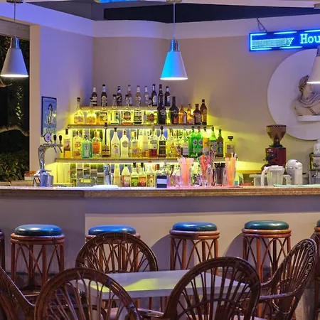 3 Brothers Hotel Sidari シダリオン